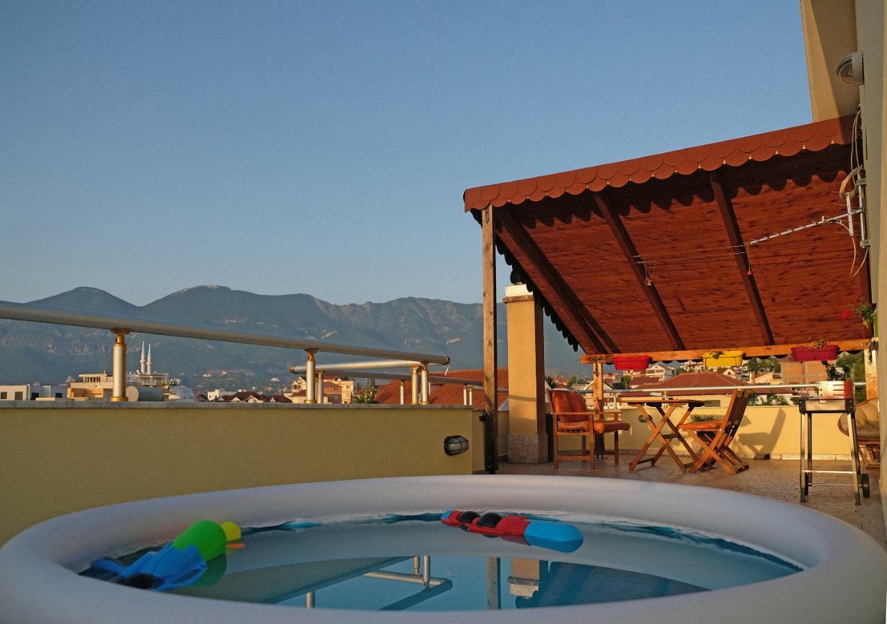 Апартаменты Friends Terrace Тирана Экстерьер фото